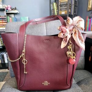 Coach Hadley Tote in Merlot